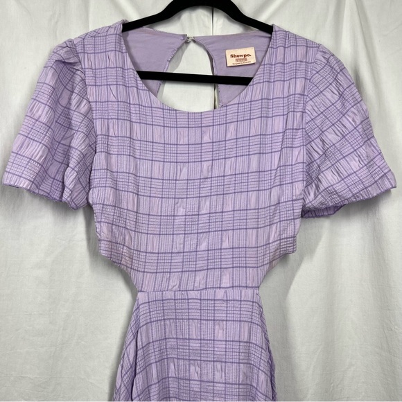 Showpo lilac check textured cutout maxi dress Akara open back - Picture 6 of 13